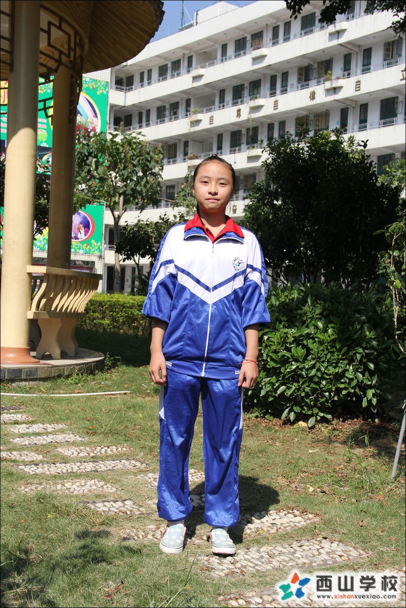 福建西山学校2014年小学部六年6班王晓惠挂历照