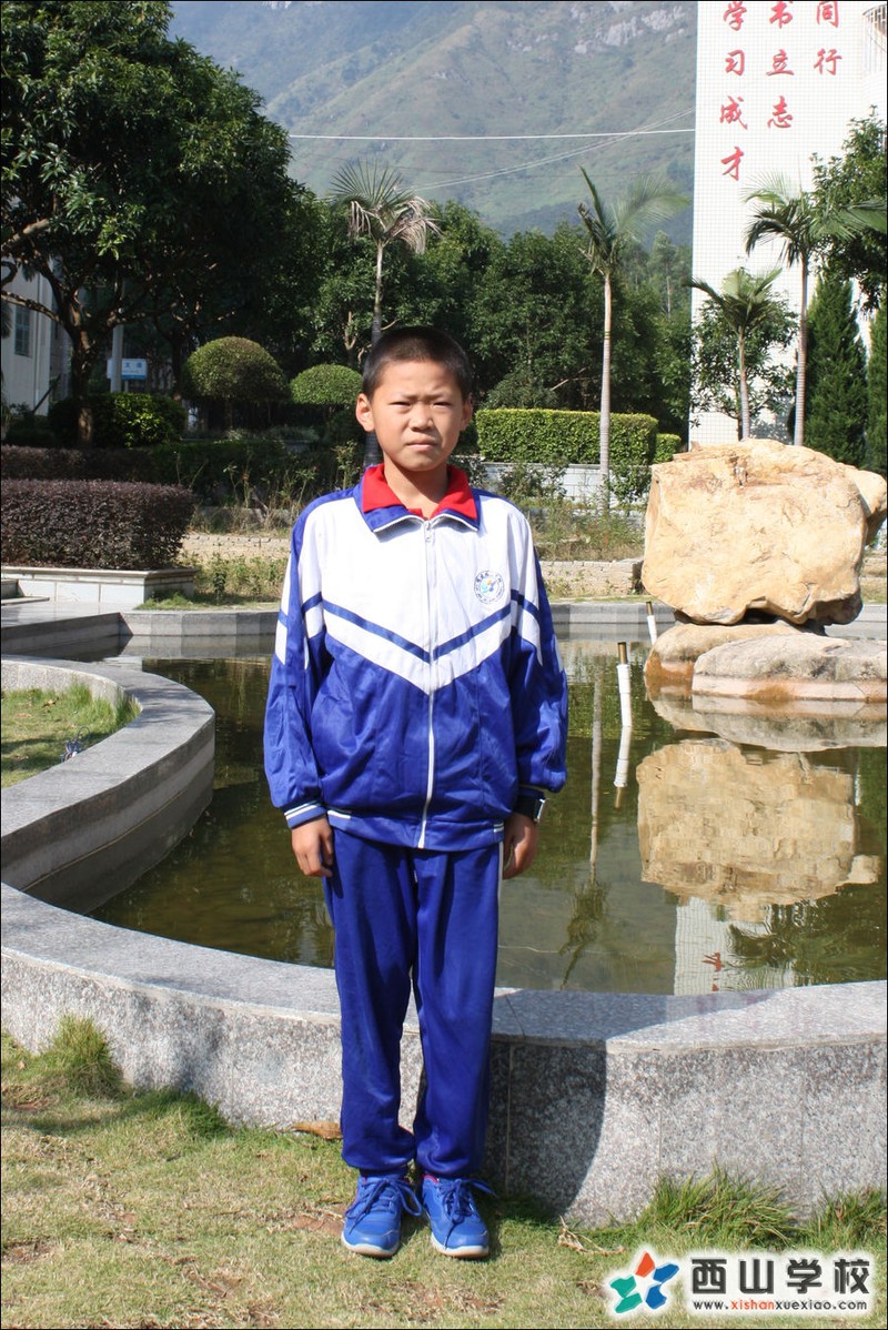 福建西山学校2014年小学部六年11班邹建挂历照