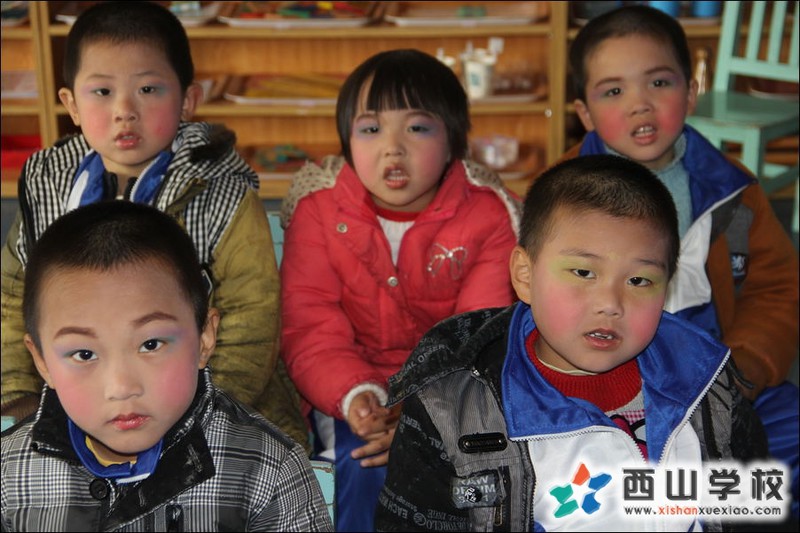 福建西山学校2014年元旦演出小演员 幼儿园大一班陈奕亮,廖能荣,陈沐言,田舒淇,黄钦樑萌照