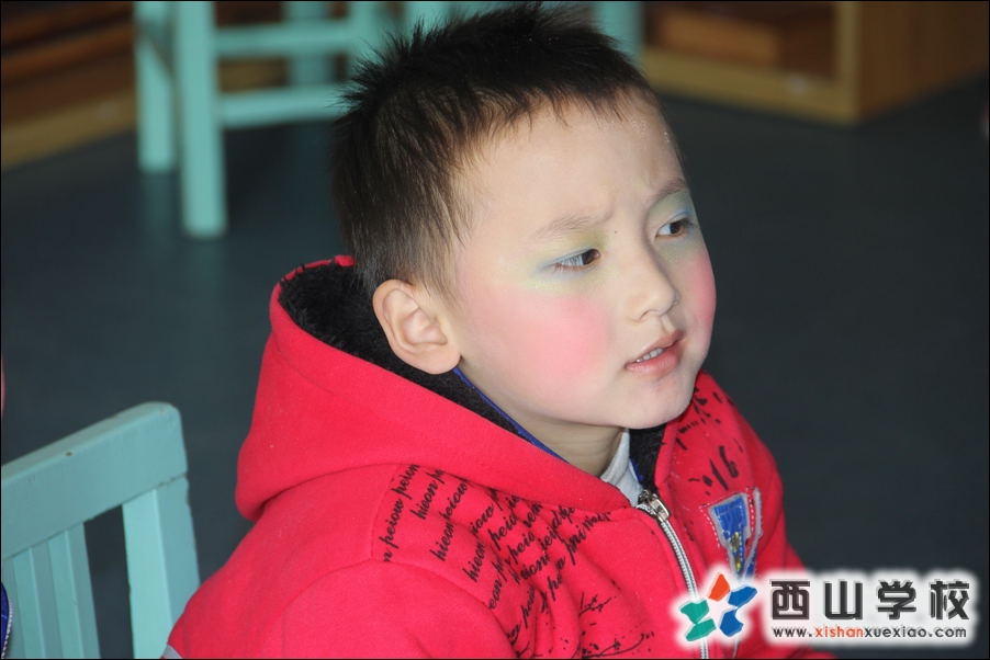 福建西山学校2014年元旦演出小演员 幼儿园大一班李鲁豫萌照