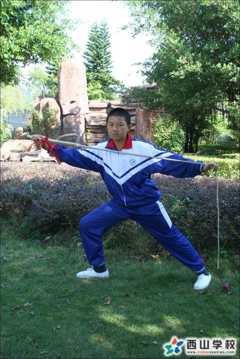 福建西山学校2014年初中部初一(7)班蔡润龙挂历照