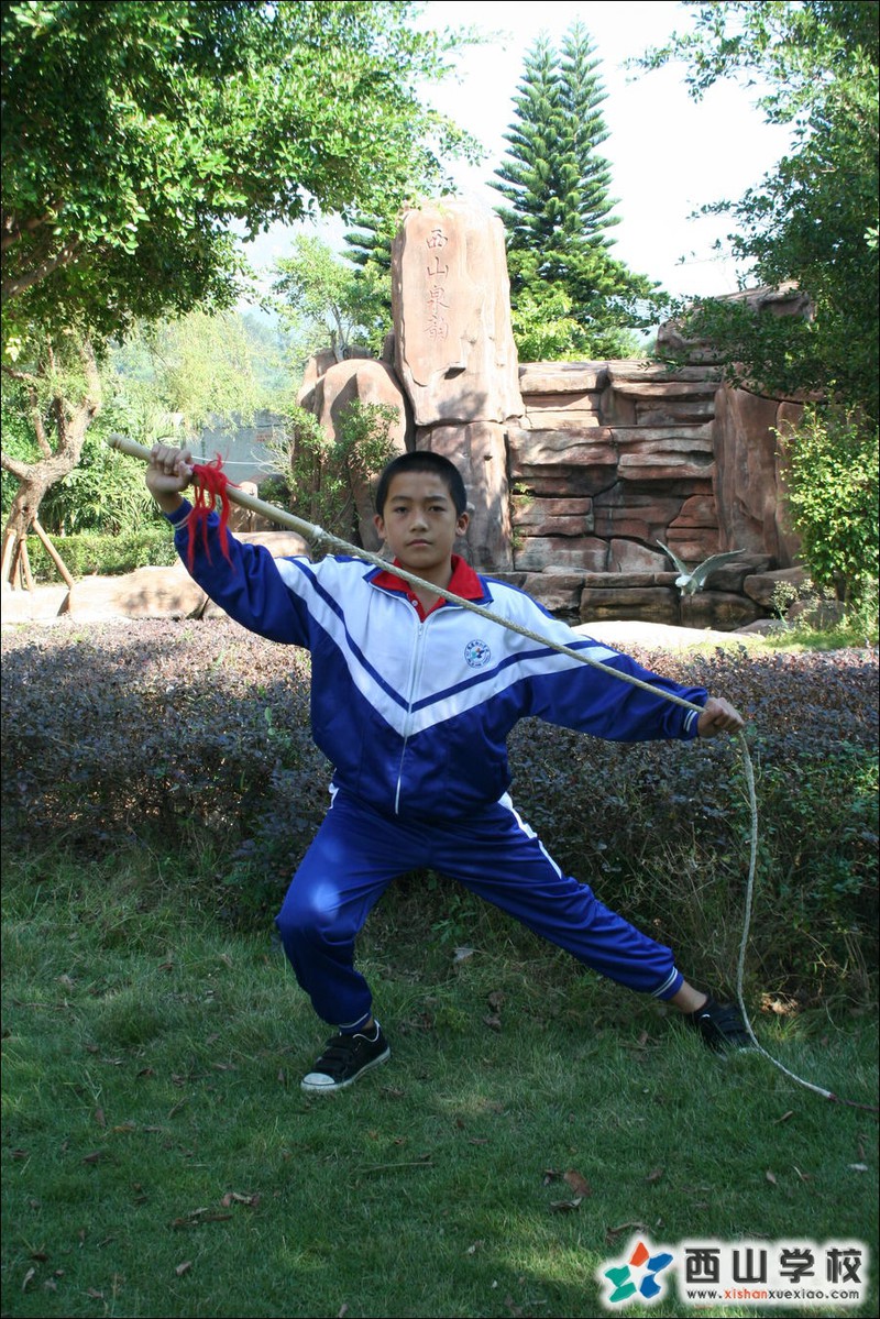 福建西山学校2014年初中部初一(7)班张伟昌挂历照