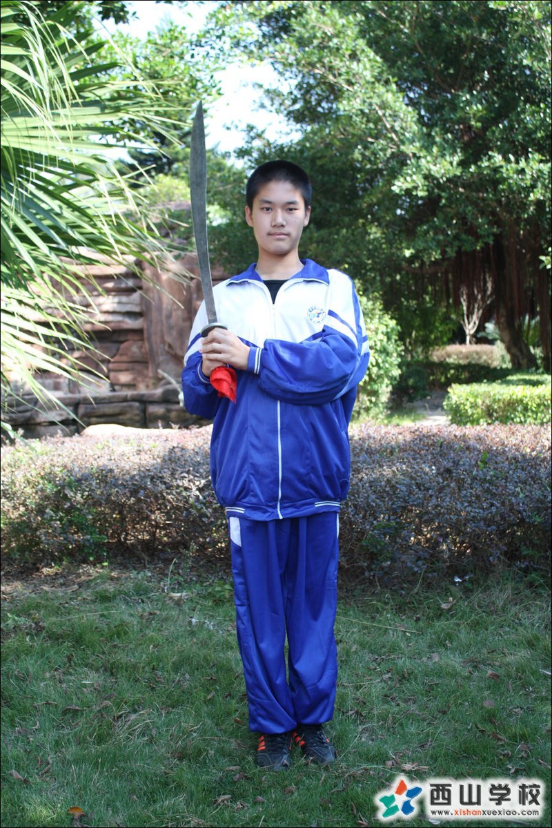 福建西山学校2014年初中部初一(9)班陈永康挂历照