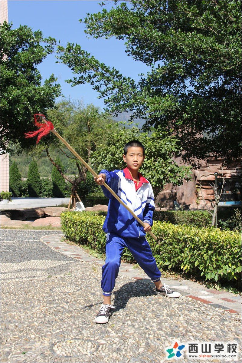 福建西山学校2014年初中部初一(13)班罗旺挂历照