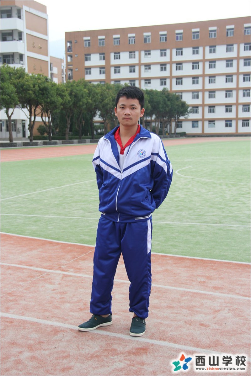 福建西山学校2014年高中部高三(6)班杨杰明挂历照