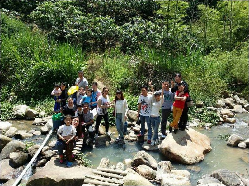 放飞五一,劳动并快乐着(福建西山幼儿园教职工五一团队活动)